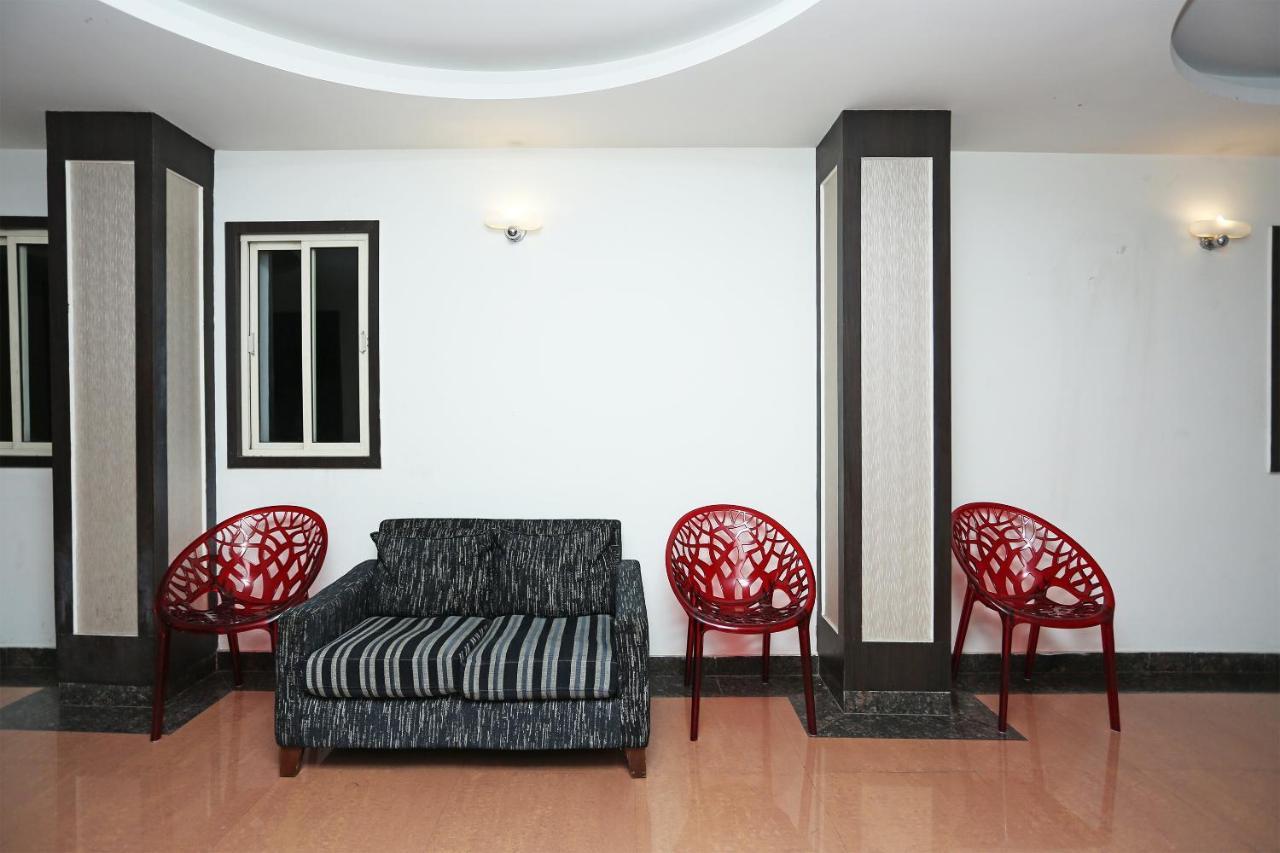 Capital O 3600 Hotel Royal Windsor Kāthgodām Exterior foto